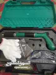  1 مسدس المسامير العجيب