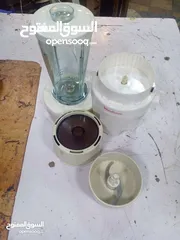  2 خلاطات اصلية بحالة الوكاله شافات جديده