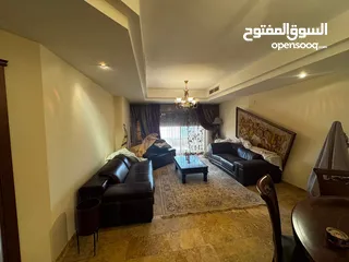  4 Luxury apartment three bedroom All en-suite have heating and cooling central AC,Electric abajour.