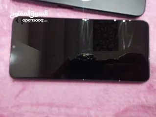  2 هاتف ايتل A50 جديد استعمال خفيف لمدة 4 شهور فقط للبيع بسعر 2800 قابل للتفاوض مش هنختلف عن اي شي