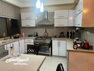  5 شقه للبيع في منطقه البالوع