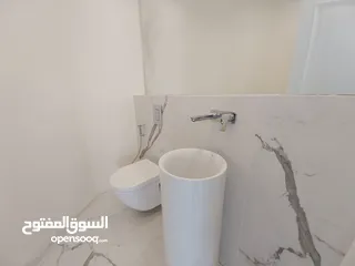  13 شقة غير مفروشة للإيجار 320م2 ( Property 19519 )-175072651