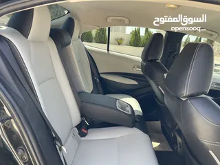  10 تويوتا كورولا 2020 هايبرد لون اسود حره باسم المستورد