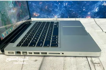  5 Apple MacBook Pro Laptop