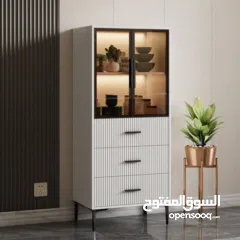  1 خزانة العرض الفاخرة – ترتيب + فخامة + أناقة بقطعة وحدة