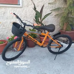  5 دراجة هوائية بحالة جيدة و نظيفة نمرة 20