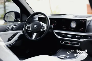 8 BMW X5 50e