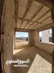  11 فيلا قيد الإنشاء للبيع من المالك مباشرة