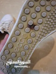  8 شوز ecco ابيض مقاس 41 للبيع