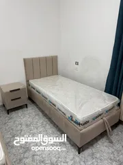  22 تخت بكل الاحجام يشمل فرشة ومخدات والتوصيل والتركيب لباب بيتك  ...صناعة محلية بجودة عالية وتصميم انيق