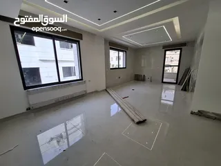  7 شقة غير مفروشة للإيجار ( Property 41080 ) سنوي فقط