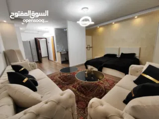  4 استديو مفروش للإيجار في الرييحاان قرب الاستشاري