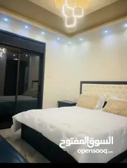  17 فيلا الاحلام