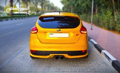 6 First Owner - GCC - SYNC 3 - Ford Focus ST 2016