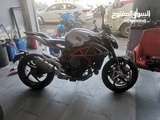  3 ام في اجوستا بسعر مغري  MV AGUSTA  1