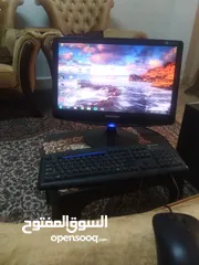  1 شاشه كمبيوتر للبيع