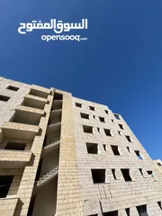  1 tira palace