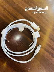  22 iPhone 12 promax 256 بطارية 87 شاشتو فيها شعر والضهر من عند الكاميرات مشعور الجهاز بحالة ممتازة