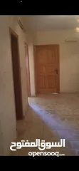  11 بيت للبيع او الاجار مساحه 145 م العماره خالبه من السكان لايوجد فيها غير المالك مكونه من طابق واحد