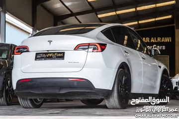  26 Tesla Model Y 2022 Long range Awd Dual motor