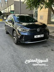  5 فوكس فاجن ID4 Crooz pro piano Black    2022وارد شركه البستنجي