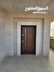  8 شقه ارضيه مميزه مقابل سكن خاص 240 م داخلي 4 نوم حي الصحابة كرادور عبدون رجم عميش تدفئه تحت البلاط