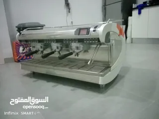  3 *آلة قهوة إيطالية احترافية Nuova Simonelli Aurelia II