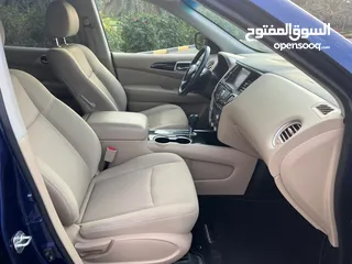 10 Nissan Pathfinder 2018 in excellent condition