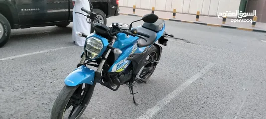 2 Suzuki gixxer 150c motorcycle