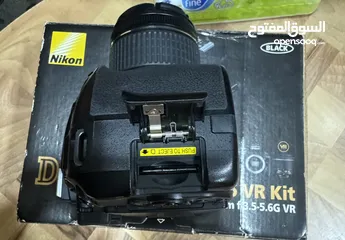  3 كاميرا نيكون D5300 شترها 10 الف فقط ونظافتها واضحة بالصور + رام 32 Gb جديد