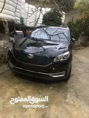  2 سياره كهربائيه