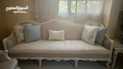  2 طقم كراسي وطاولات لصاله الجلوس