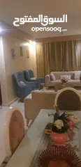  5 شقة للبيع واجهه وناصيه شارع المنشيه الرئيسى فيصل برج حديث