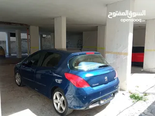  3 بيجو 308 موديل سنة 2008 بانوراما فرش جلد تحكم ستيرنج، شاشة حساس خلفي مرايا كهرباء 1.6 تيربو بنزين