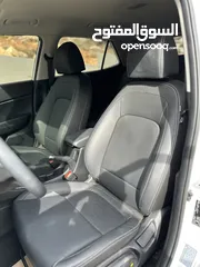  13 Hyundai_venu 2021