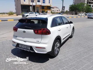  7 كيا نيرو وارد كوري 2018
