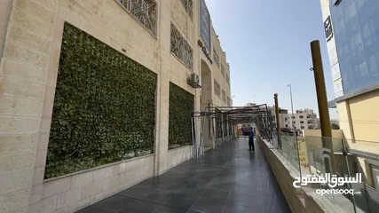  6 مجمع تجاري يقع مقابل صرح الشهيد للبيع  ( Property 43296 )-174990675