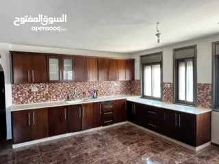  4 مطبخ مستعمل مع الشايش ... مفكوك وجاهز ... بيرنبالا