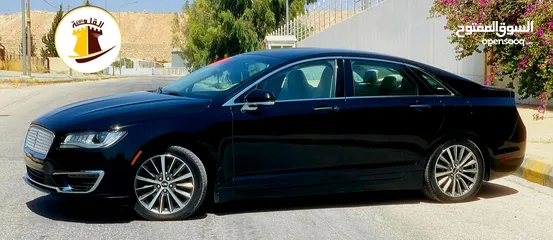  10 LINCOLN MKZ  Hybrid 2020