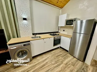  21 استوديو مفروش 5 نجوم جديد لم يسكن بعد - مجهز بالكامل في الشميساني من المالك مباشرة