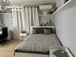  4 شقه مفروشه  سوبر ديلوكس واسعه واثاث جديد من افخم الانواع في منطقه هادءه جدا في الحي الجنوبي باربد