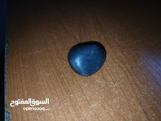  3 حجر كريم نادر