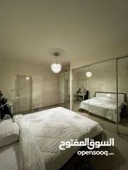  3 شقة طابق اخير مع روف بإطلالة مفتوحة في منطقة الكرسي للبيع من المالك مباشرة