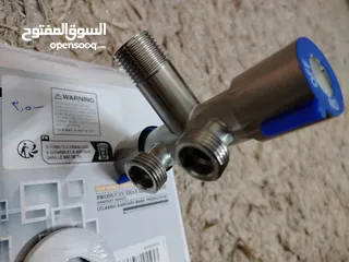  12 متفرقات و نثريات و إكسسوارات جديدة بحال الوكالة للبيع