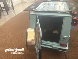  4 سيارة ألعاب جي كلاس