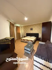  21 شقق واستديوهات فندقيه وشقق سكنيه للايجار بموقع مميز بين الجاردنز وتلاع العلي بخدمتكم على مدار الساعه
