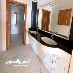  18 QURM  LUXURIOUS 6+1 BR COMMUNITY VILLA