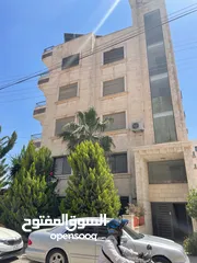  3 شقة طابقية في أجمل مناطق وادي الكبرا بالقرب من محطة السلام