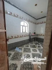  7 عماره استثماريه للبيع في صنعاء