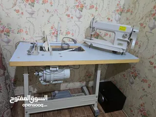  1 مكينة خياطة (juki)